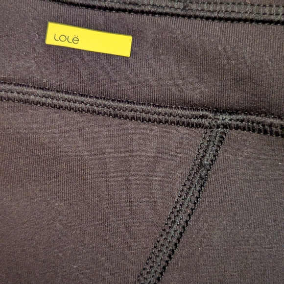 Women's Lolë black cropped leggings size smalls - Picture 2 of 7